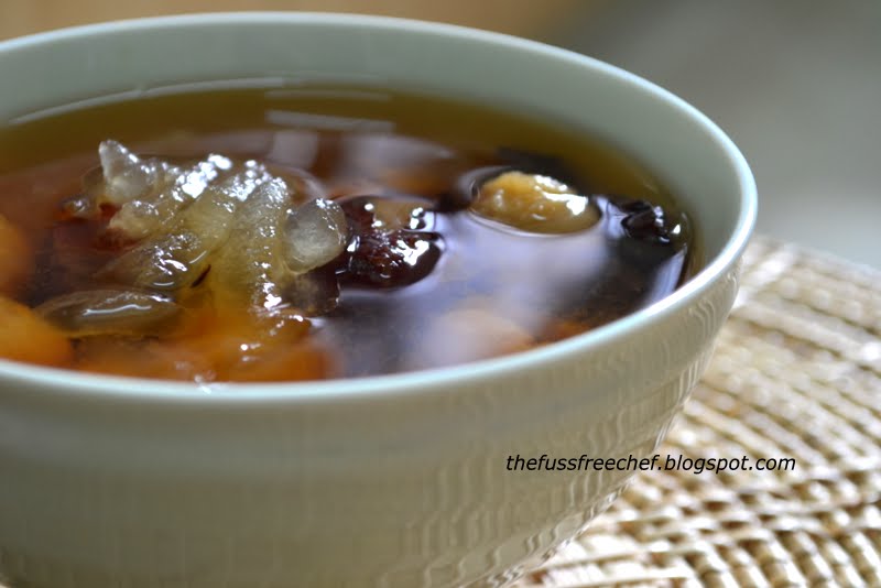 the FUSS FREE chef Sweet Seaweed Soup with Red Dates and Longan