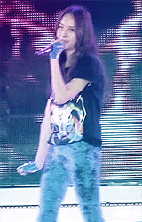 Krystal+Jung+f(x)+Electric+Shock+Perform