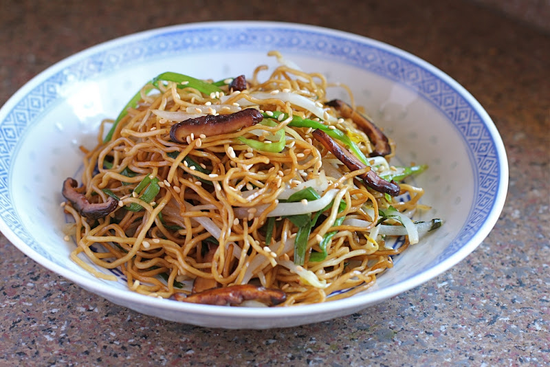 Food Endeavours of the Blue Apocalypse Soy Sauce Chow Mein (Stir Fried