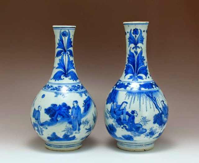 Chinese Transitional Period vase