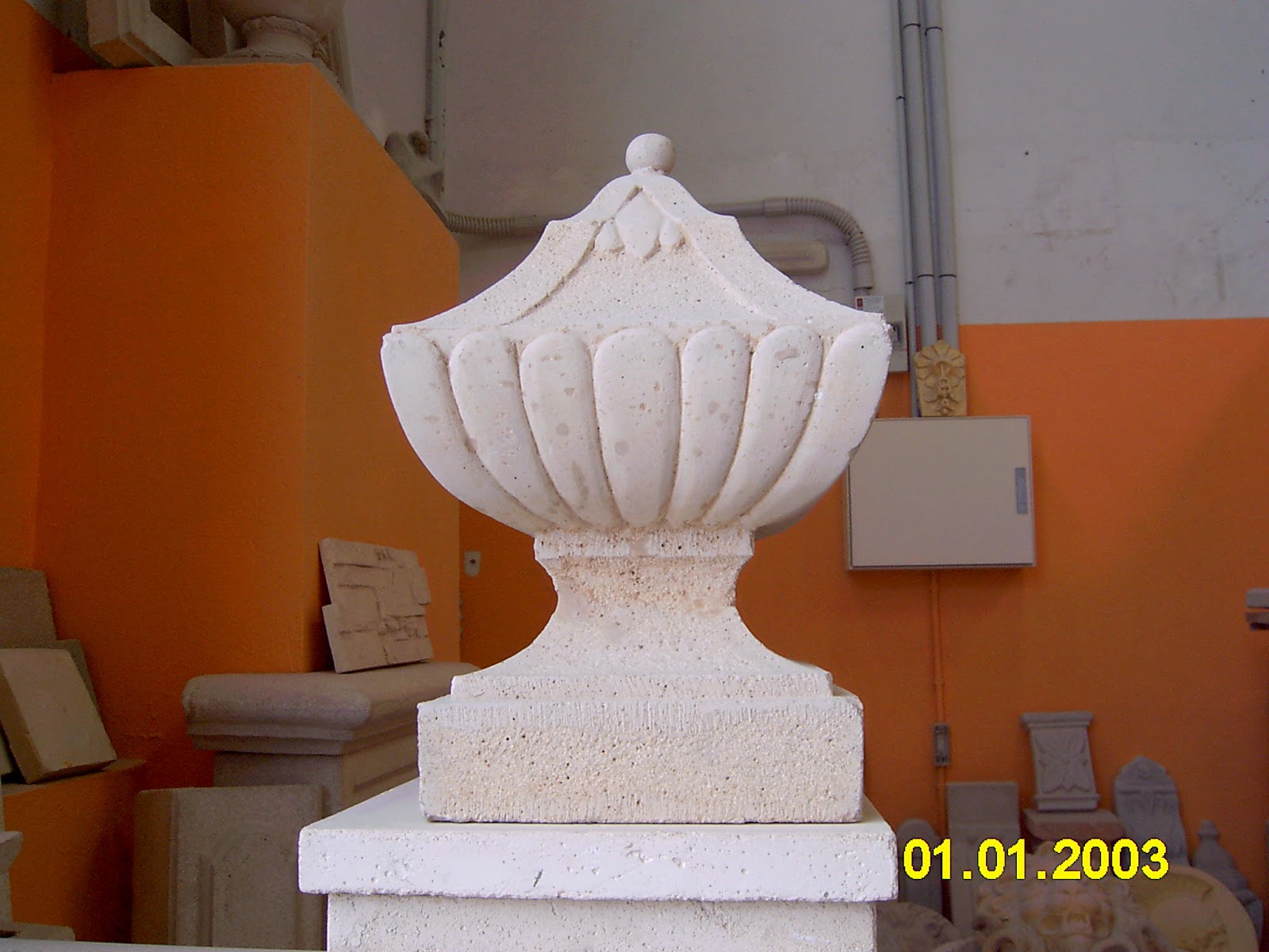 PIEDRA ARTIFICIAL VALENCIA FRAN: DETALLES Y COMPLEMENTOS EN PIEDRA