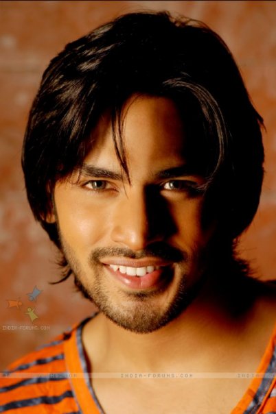 Gopellmell Naman Shaw And Megha Gupta Sadri video song singar suman gupta.