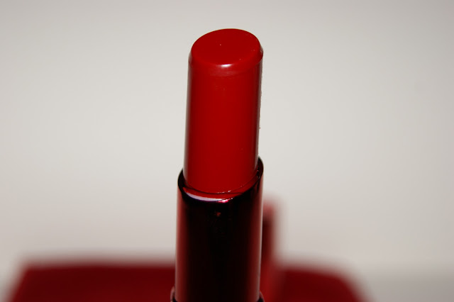 FashionistA Lipstick in Red Carpet