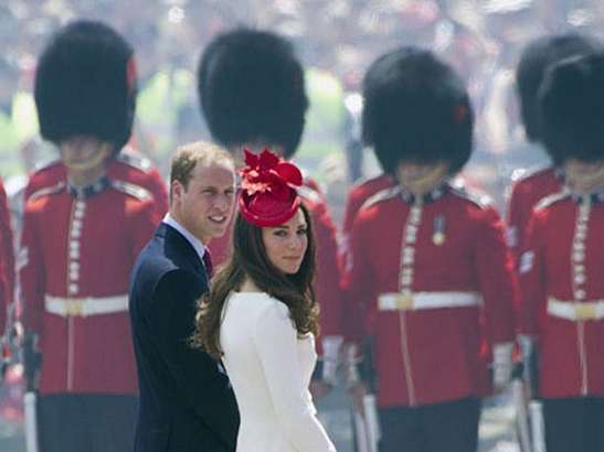 Prince+william+and+kate+in+canada+photos