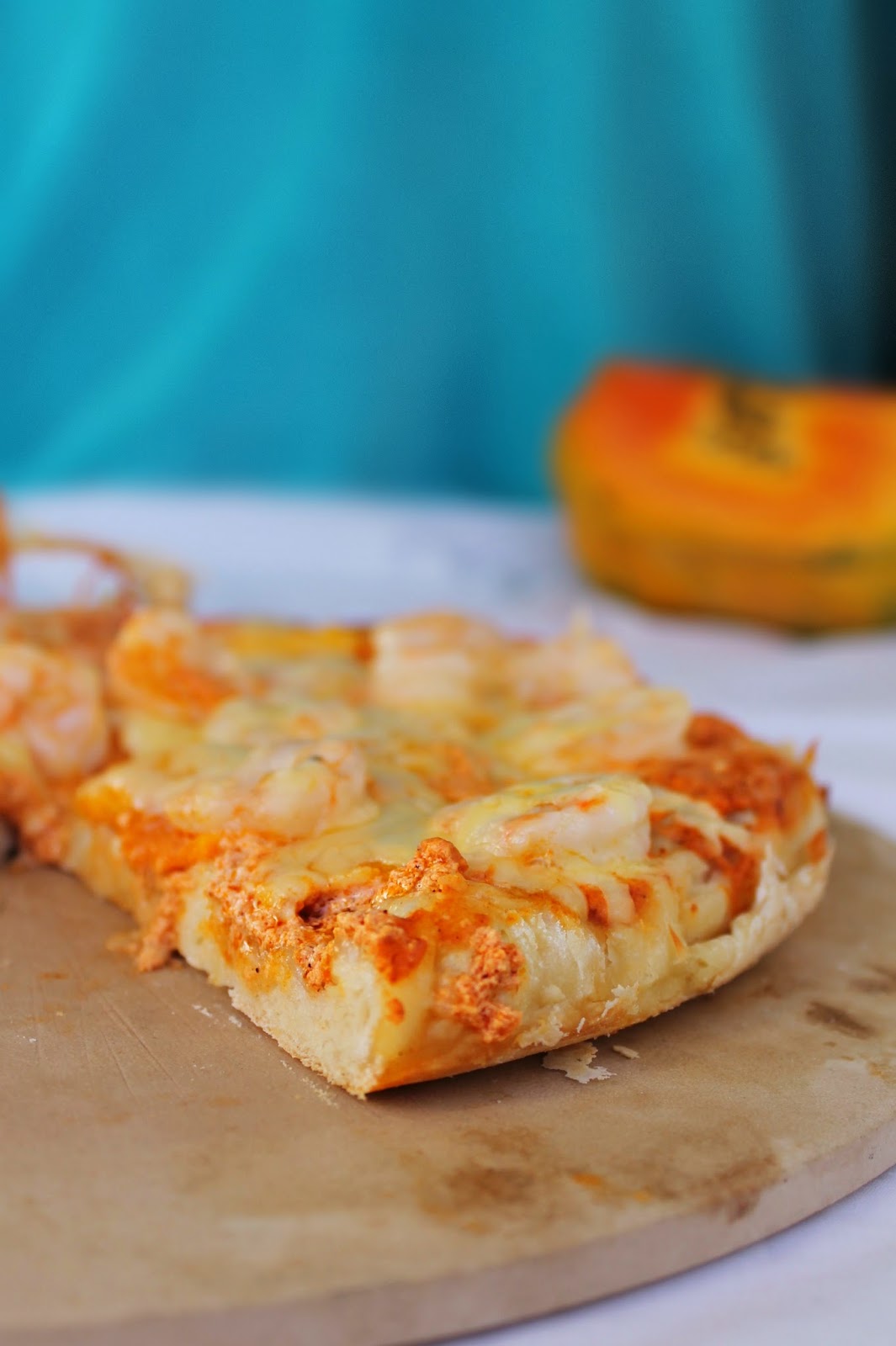 Lick The Spoon Tandoori Prawn and Pawpaw Pizza