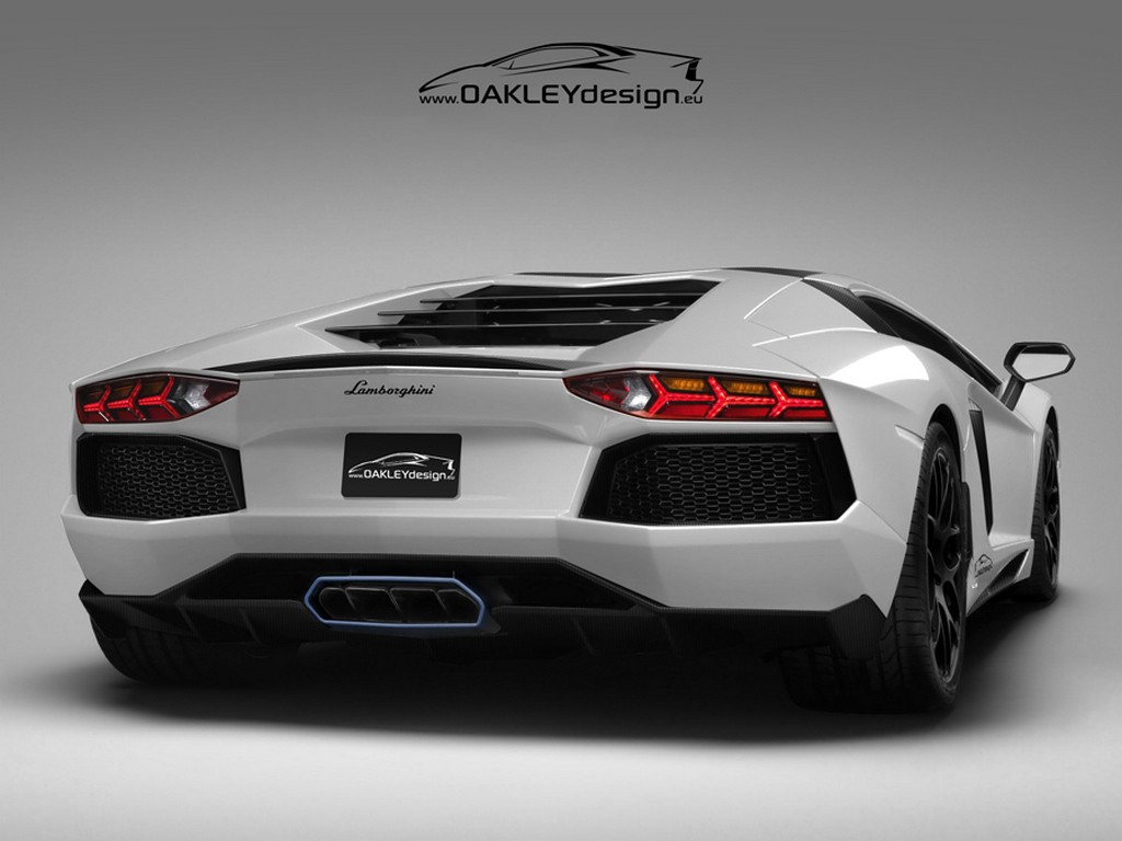 http://4.bp.blogspot.com/-onb7HiYsig0/TdEmbflfx8I/AAAAAAAABDk/EPw-0ZusPro/s1600/official_oakley_design_lamborghini_lp7602_aventador_new_001.jpg