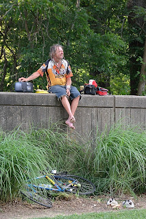 picture of a spectator at the Evansville, Indiana River City Bicycle Classic on June 9, 2012
