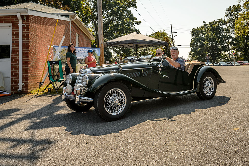 Bubba's Garage: White Post Restorations 75th Anniversary Car Show