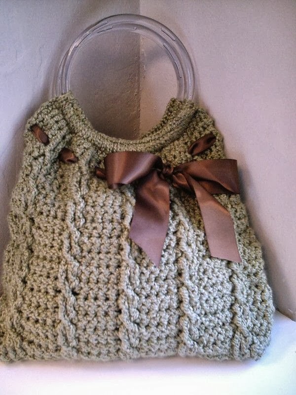 Yarn Inspirations How to make a bag from yarn