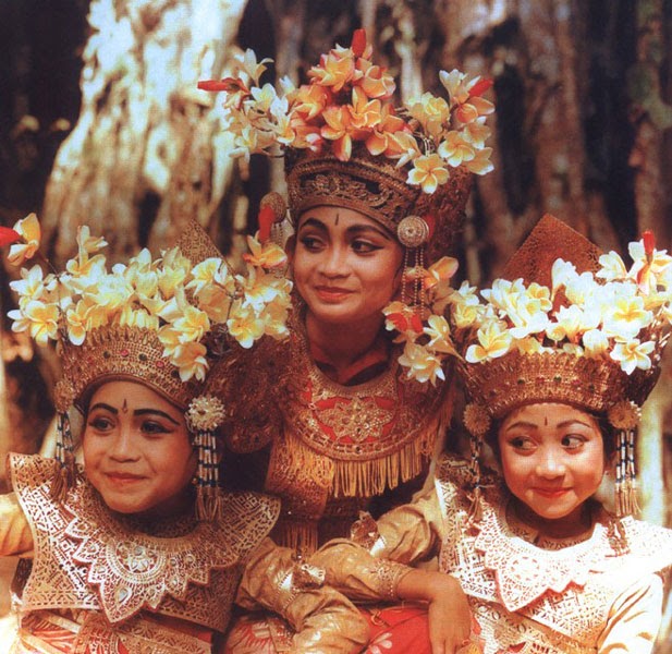 MIKERU ON TODAY ♥: Do You Know About Indonesia Culture! MIKERU ON TODAY ♥: Do You Know About Indonesia Culture!
