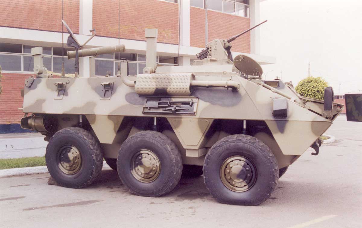 Fuerza Armadas de Peru BMR-600P+Peru