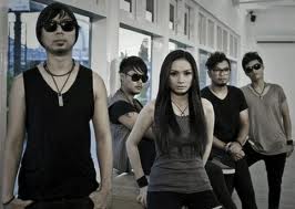 Download Gratis Lagu Cokelat - Betapa Aku Mencintaimu Mp3 + Lirik Cokelat- Betapa Aku Mencintaimu