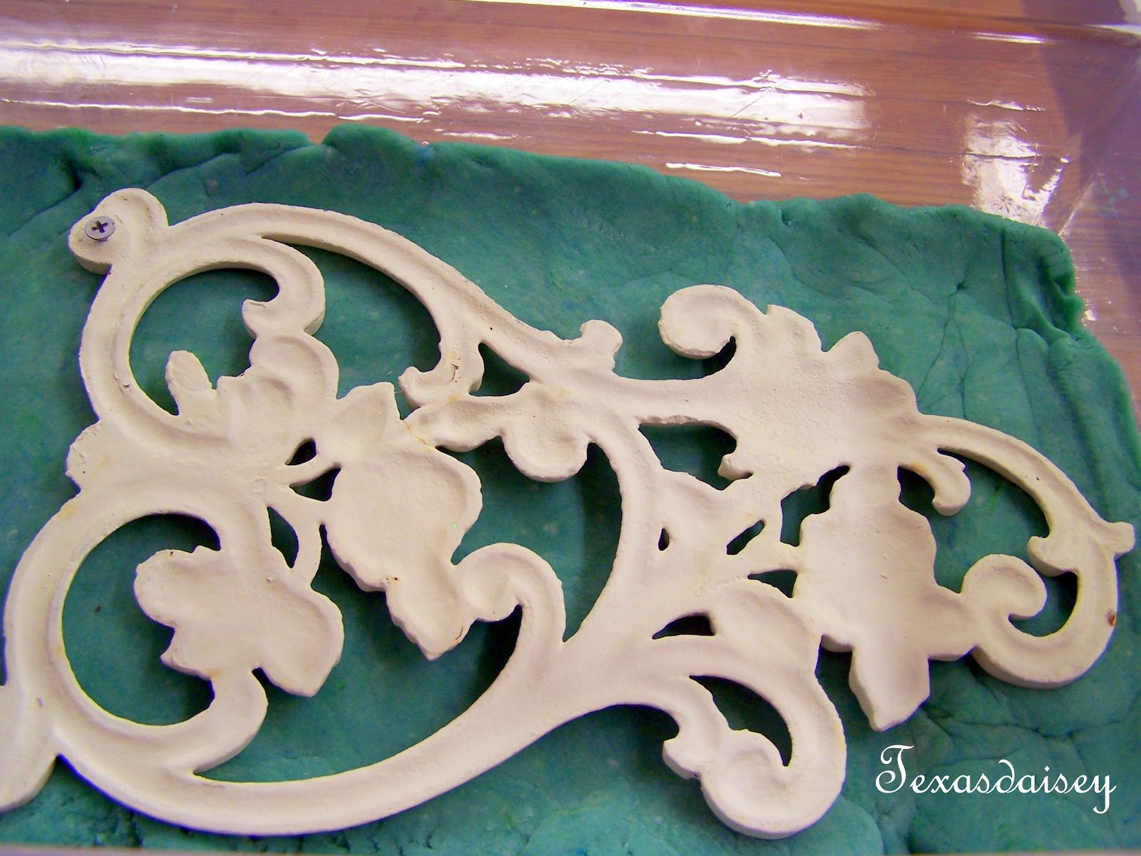Texasdaisey Creations How To Make Appliques For Furniture 2