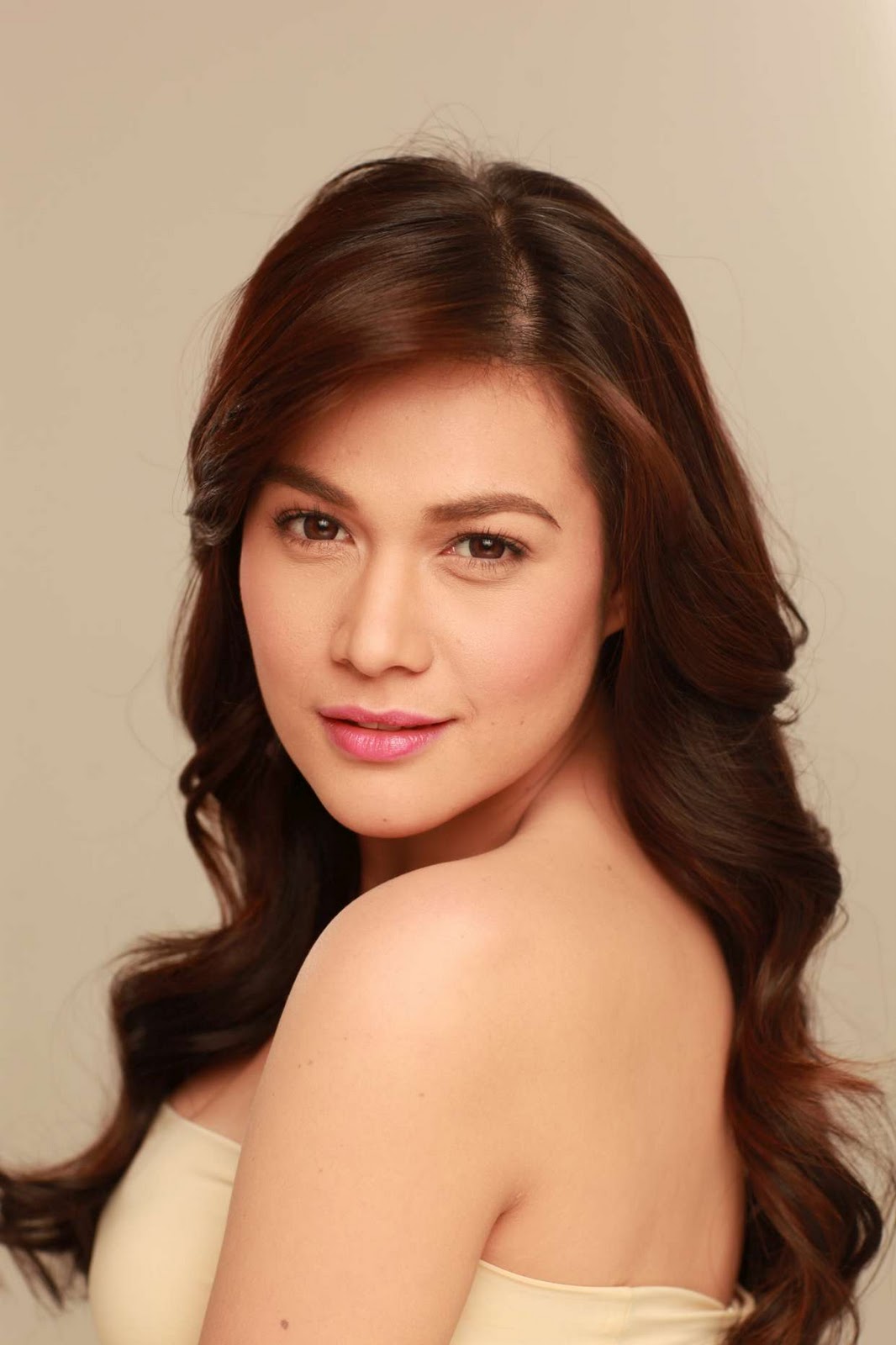 Bea Alonzo admits relationship with Zanjoe Marudo