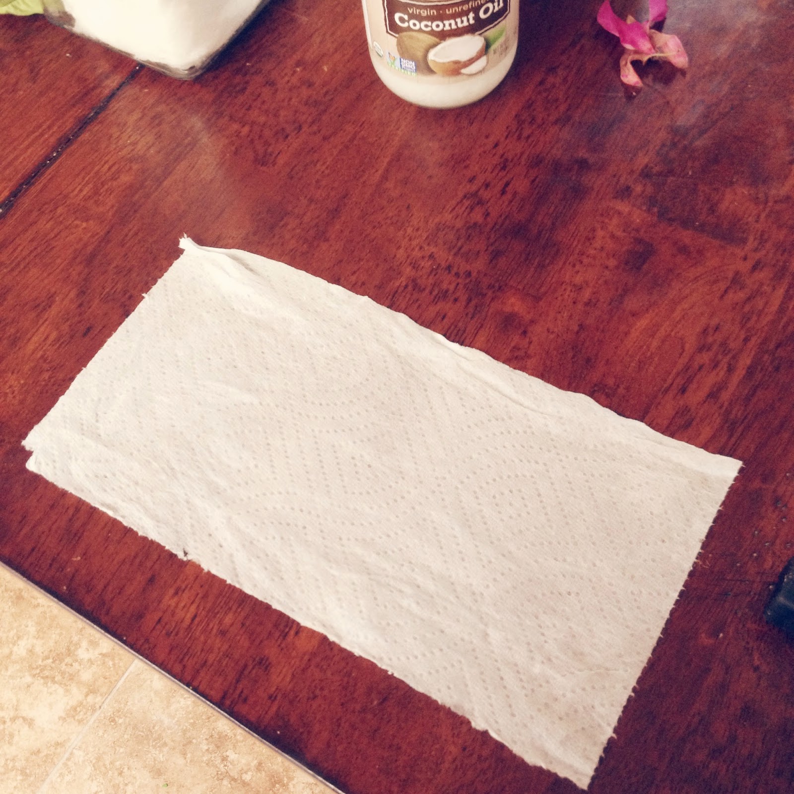 The Johnston's {diy disposable baby wipes}