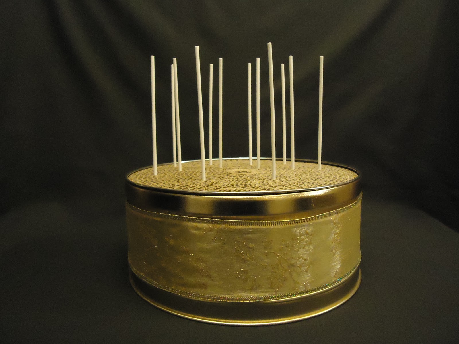 Unique Party Food to Go: Create Your Own Cake Pop Stand