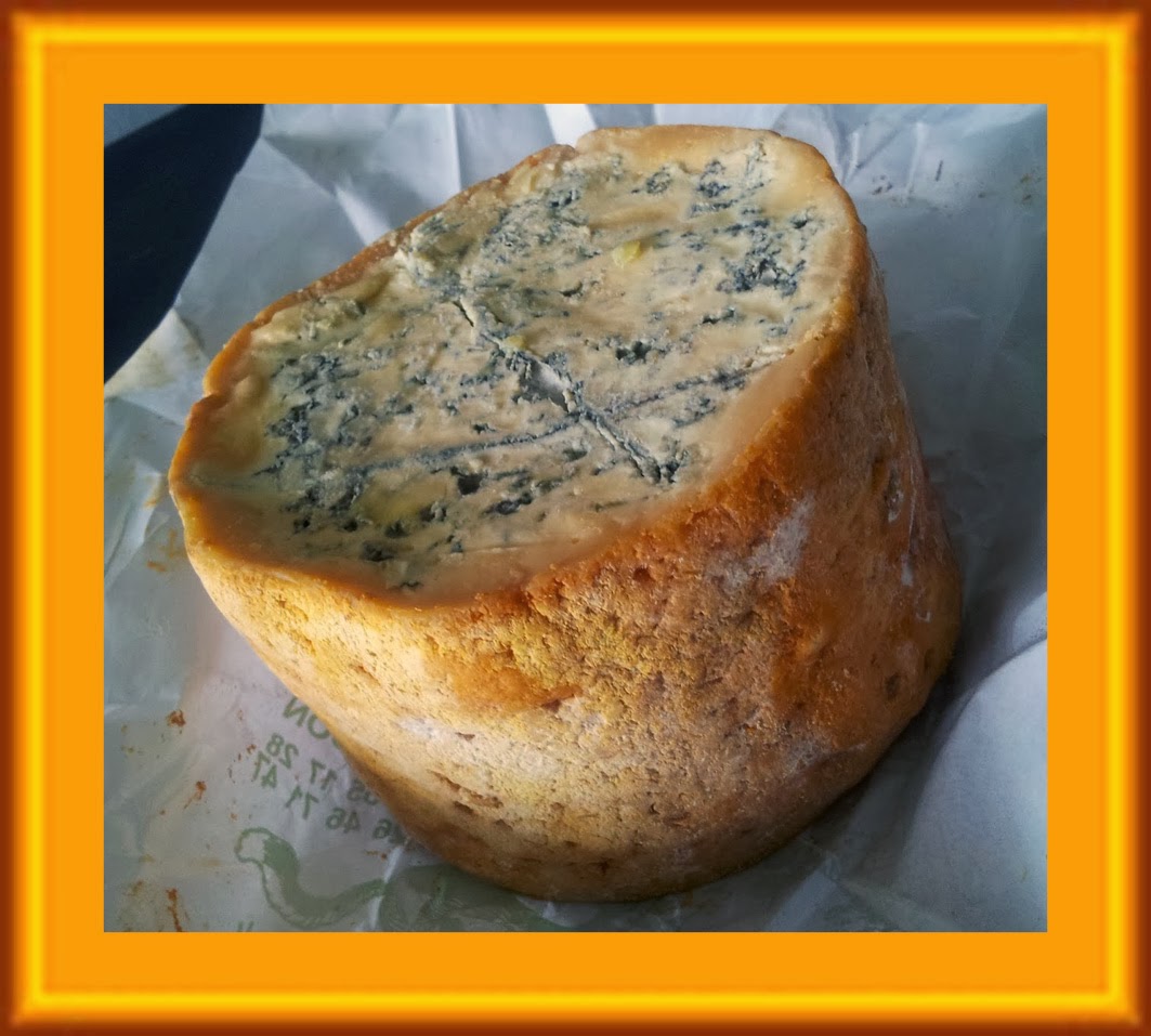 Todo sobre quesos Mundoquesos Fourme de Montbrison