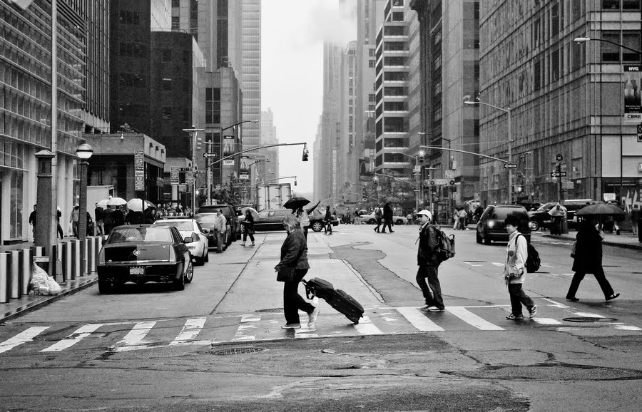walk in new york challenge walk in the street new york street