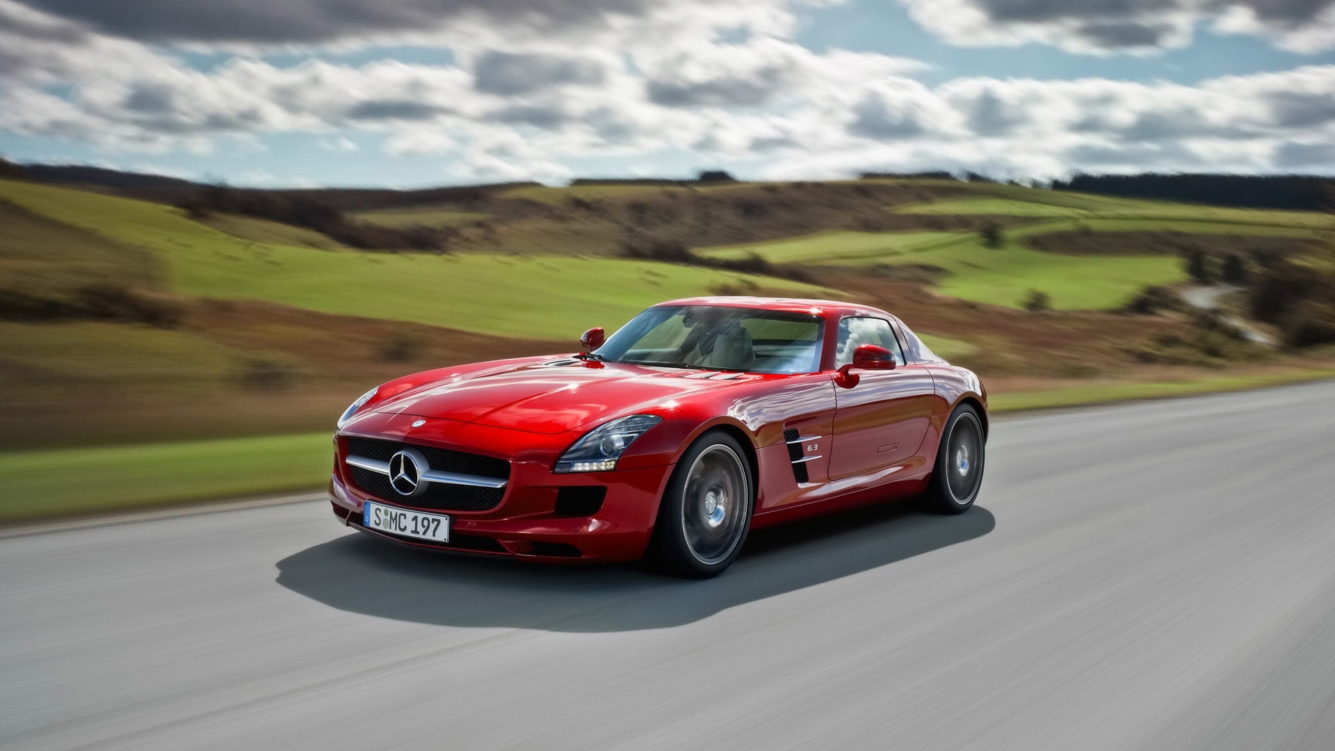 http://4.bp.blogspot.com/-p0Ux7tKtfak/UDJMBxz5PWI/AAAAAAAAHYs/dMN7S8ZSQD0/s0/mercedes-benz-sls-amg-2010-1920x1080-wallpaper.jpg