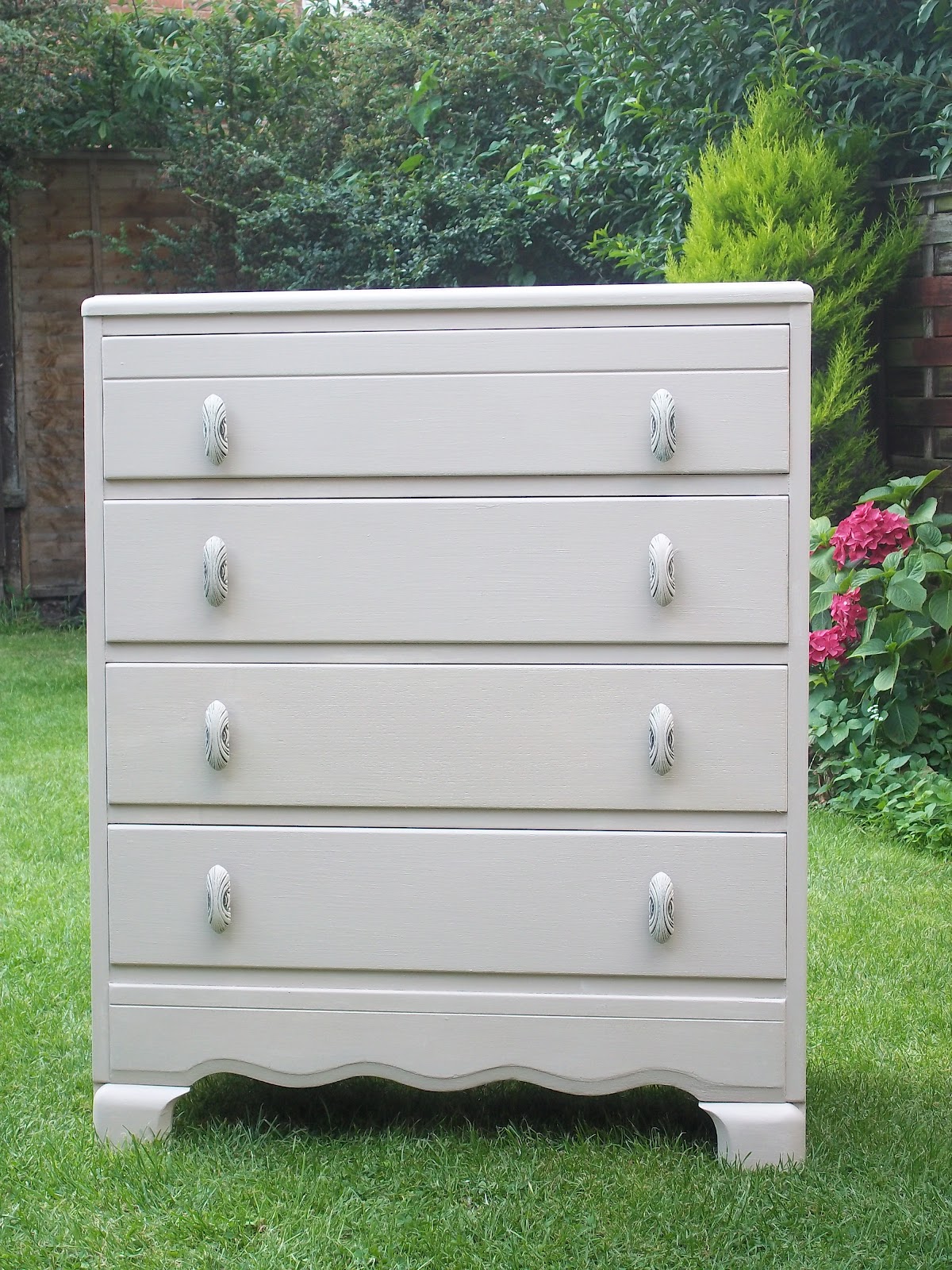 HeartFelt gifts Refurbished Chest of drawers!
