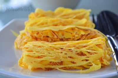 Roti Jala in Johor Bahru at Restoran Maktok Roti-Jala-Johor-Bahru-Restoran-Mak-Tok