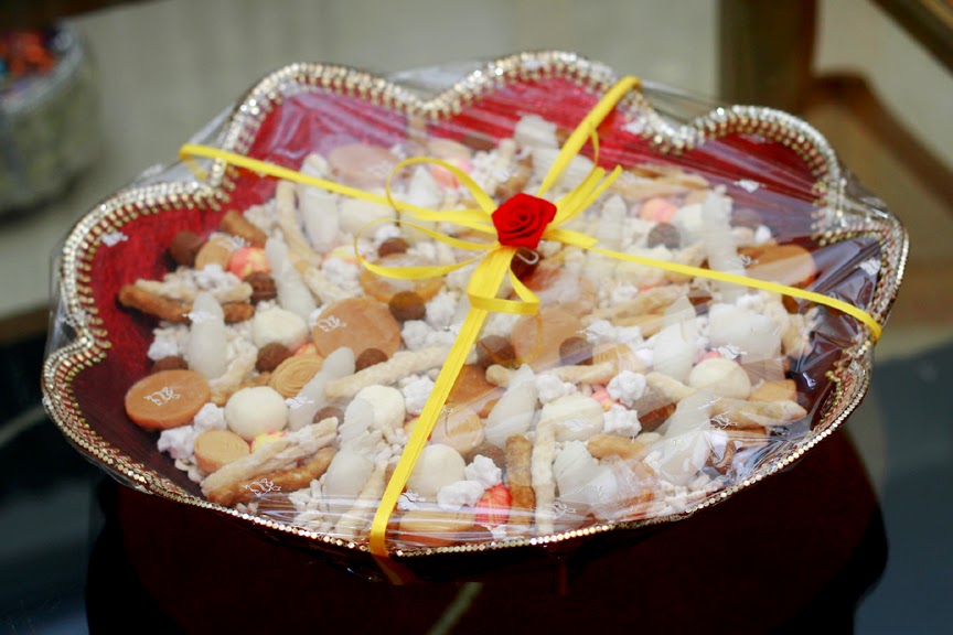 Bengali Wedding Guide Gaye Holud Food Dala Decoration Ideas