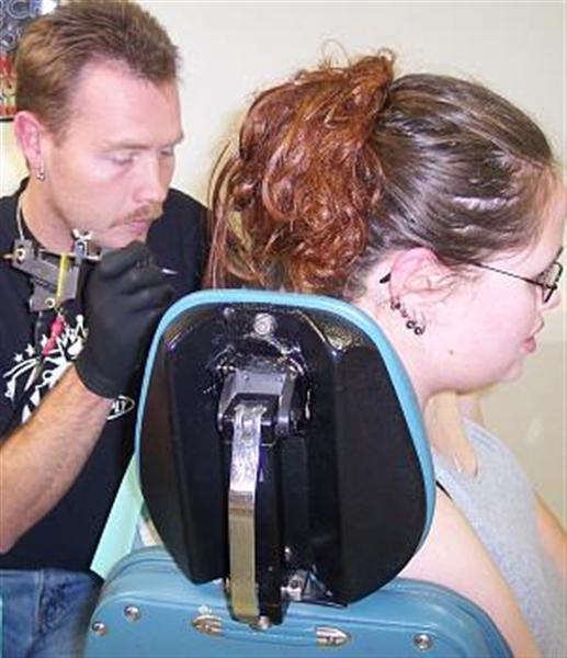 preguntas extremas para una mujer tatuadores trabajando sobre mujeres fotos de tatuajes preguntas extremas para una mujer tatuadores trabajando sobre mujeres fotos de tatuajes