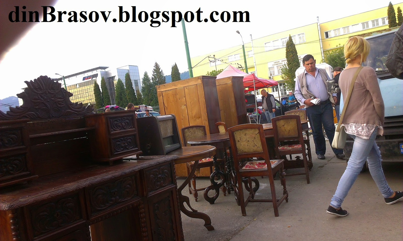 din Brasov Ce gasim in piata de vechituri din Steagu?