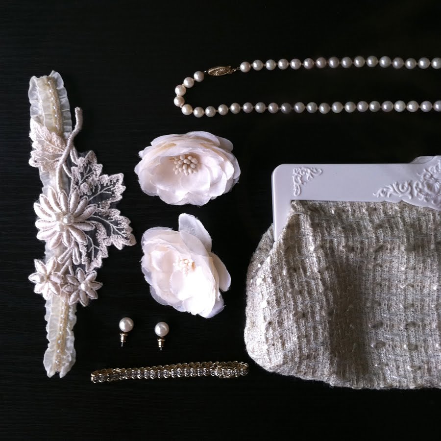 wedding accessories-41 wedding hair accessories, wedding cakes, wedding dresses ring pillow, wedding accessories-41