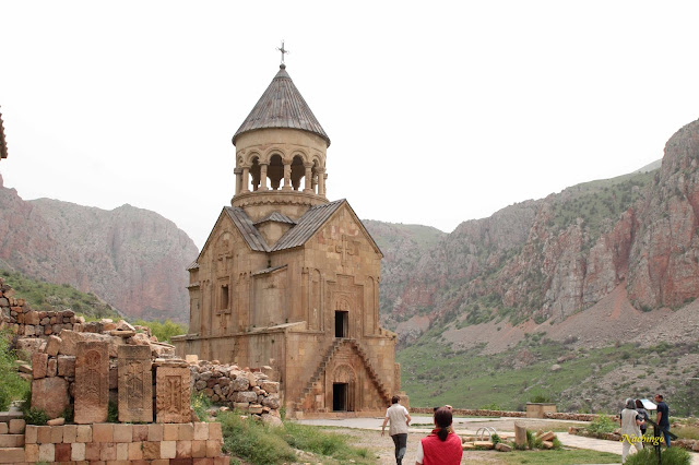 13-05-15 Khor Virap, Areni, Noravank, Memorial Aghitu, Vorotnavank - Una semana en Armenia (6)