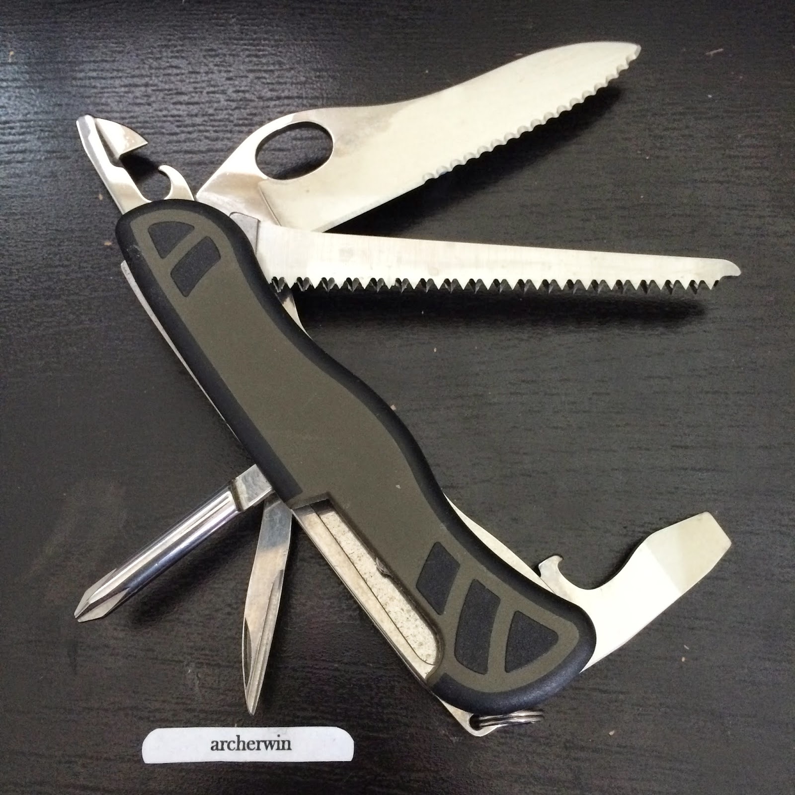 archerwin's Swiss Army Knives COLLECTION Victorinox Soldier's Knife