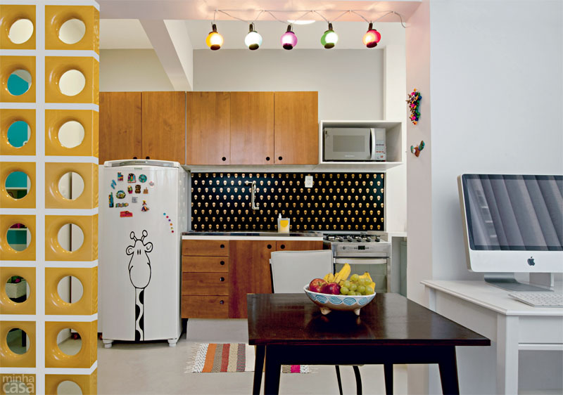 decoracao de ambientes pequenos e integrados:Além de muito moderno, o pequeno imóvel ficou com “cara”de grande. decoracao de ambientes pequenos e integrados:Além de muito moderno, o pequeno imóvel ficou com “cara”de grande.