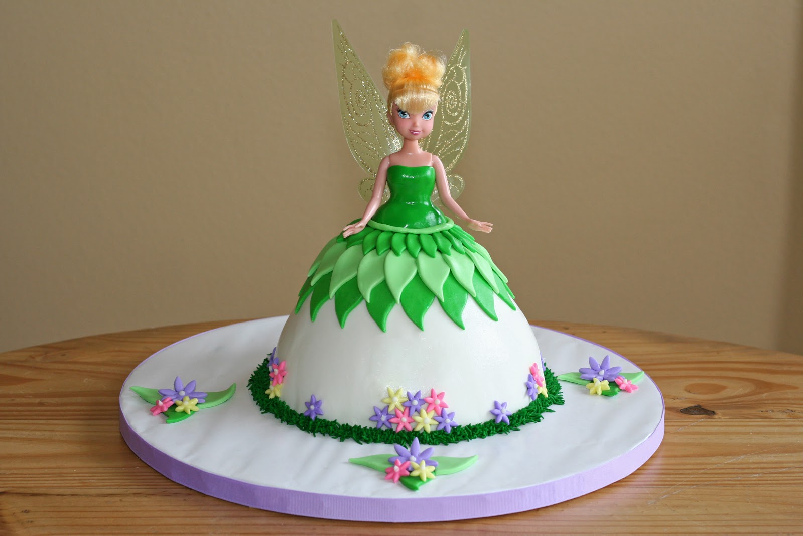 Cakes by Nicola: Tinkerbell