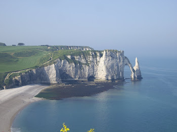 falaise aval et l'aiguille creuse