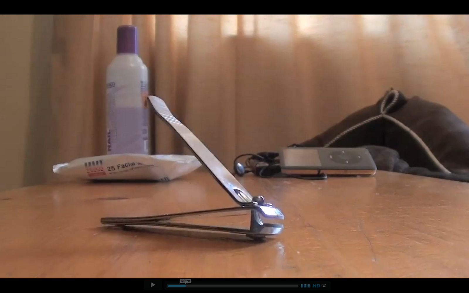 12U130 FILM EXTRACT 2012