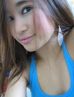 http://4.bp.blogspot.com/-pA_zgA8ePUE/TaG0Hq89iuI/AAAAAAAAAew/OUFZMICnnoU/s1600/tante+muda+cantik+1.jpg