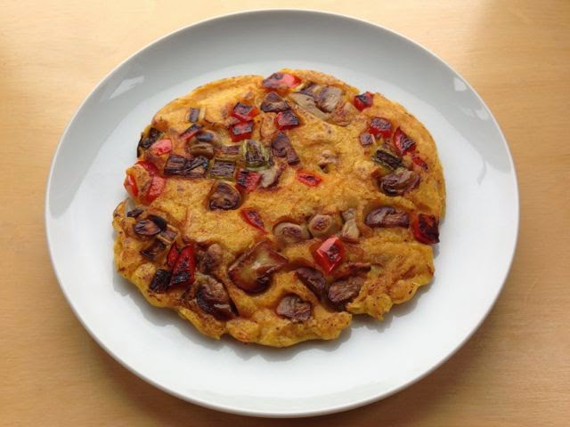Vegan omelette made with Vegamigo Egg-Free Omelette Mix 