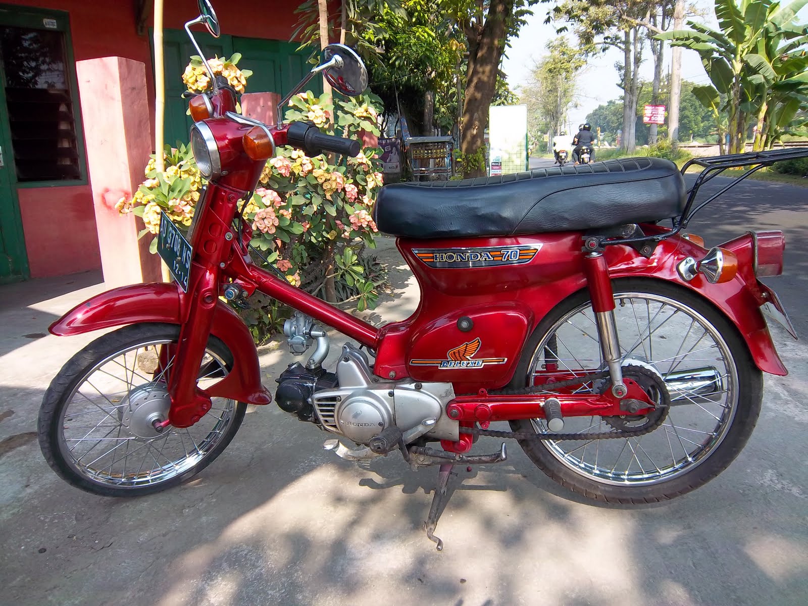 Motor 1976 Honda c70 - For Sale (Solo) - Classic and Vintage Motorcycles
