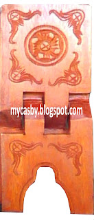 Rekal Al Qur'an atau tempat Al Qur'an dari bahan kayu pilihan seperti Mahogany, jati atau kombinasi keduanya , Kualitas ukir yang di buat oleh perajin ukiran jepara yang terampil serta desain kaligrafi yang indah mengagumkan membuat produk kami bernilai lebih dibanding yang lain dengan harga yang kompetitif dan kualitas terjamin. Rekal Al Qur'an atau tempat Al Qur'an dari bahan kayu pilihan seperti Mahogany, jati atau kombinasi keduanya , Kualitas ukir yang di buat oleh perajin ukiran jepara yang terampil serta desain kaligrafi yang indah mengagumkan membuat produk kami bernilai lebih dibanding yang lain dengan harga yang kompetitif dan kualitas terjamin.