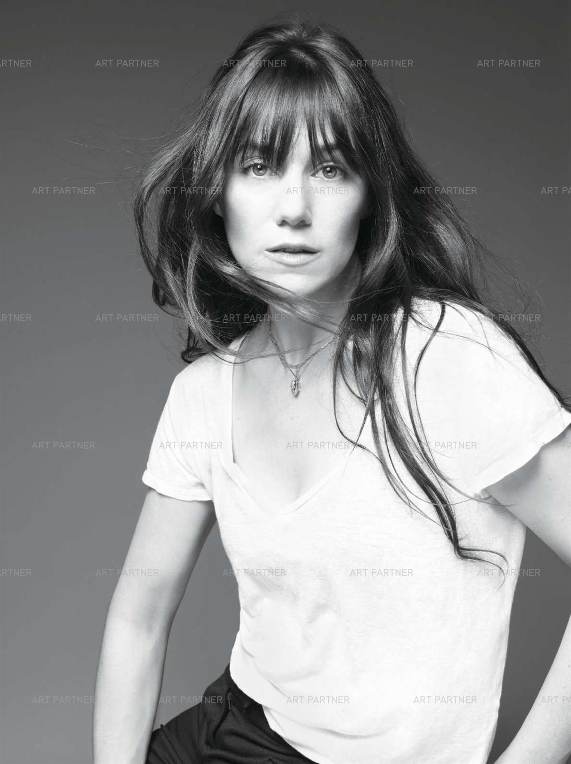 http://4.bp.blogspot.com/-pEH52bqPTD8/T45dw-W168I/AAAAAAAADuc/H4GMBOEFYx8/s1600/voguefrmai2012-2.jpg