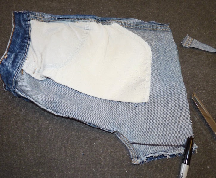 Mary Jo's Cloth Design Blog Recycle Old Blue Jeans into a Fun Apron