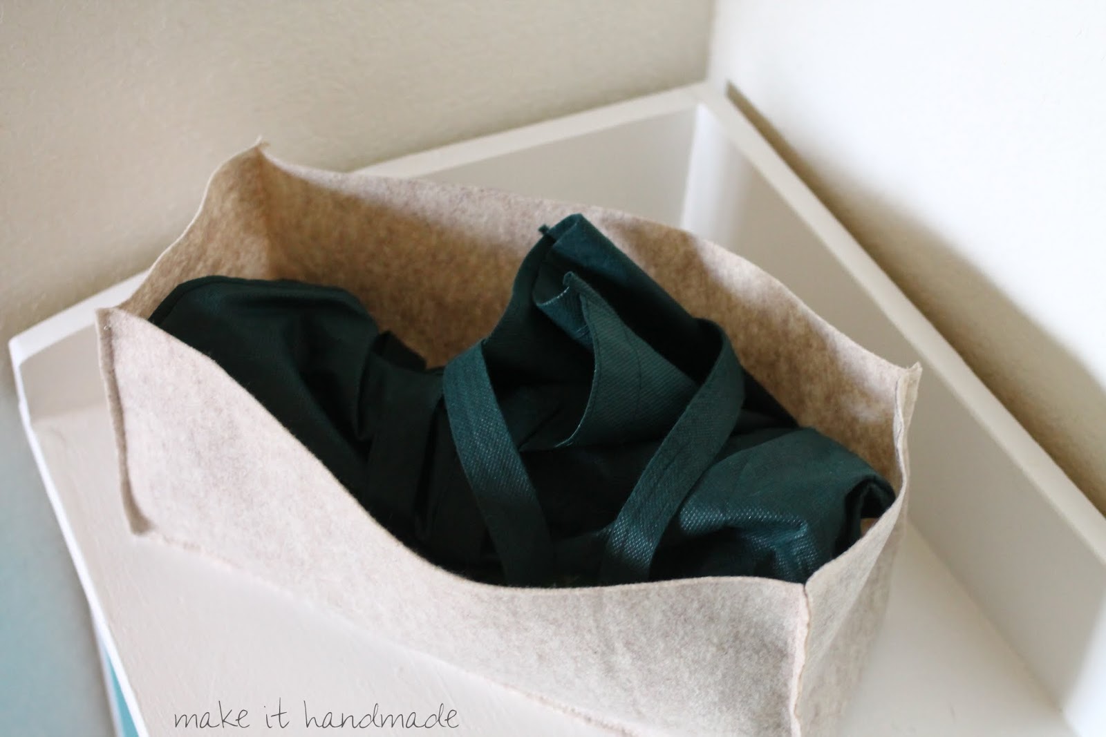 Make It Handmade Felt Baskets (In Any Size!) Tutorial