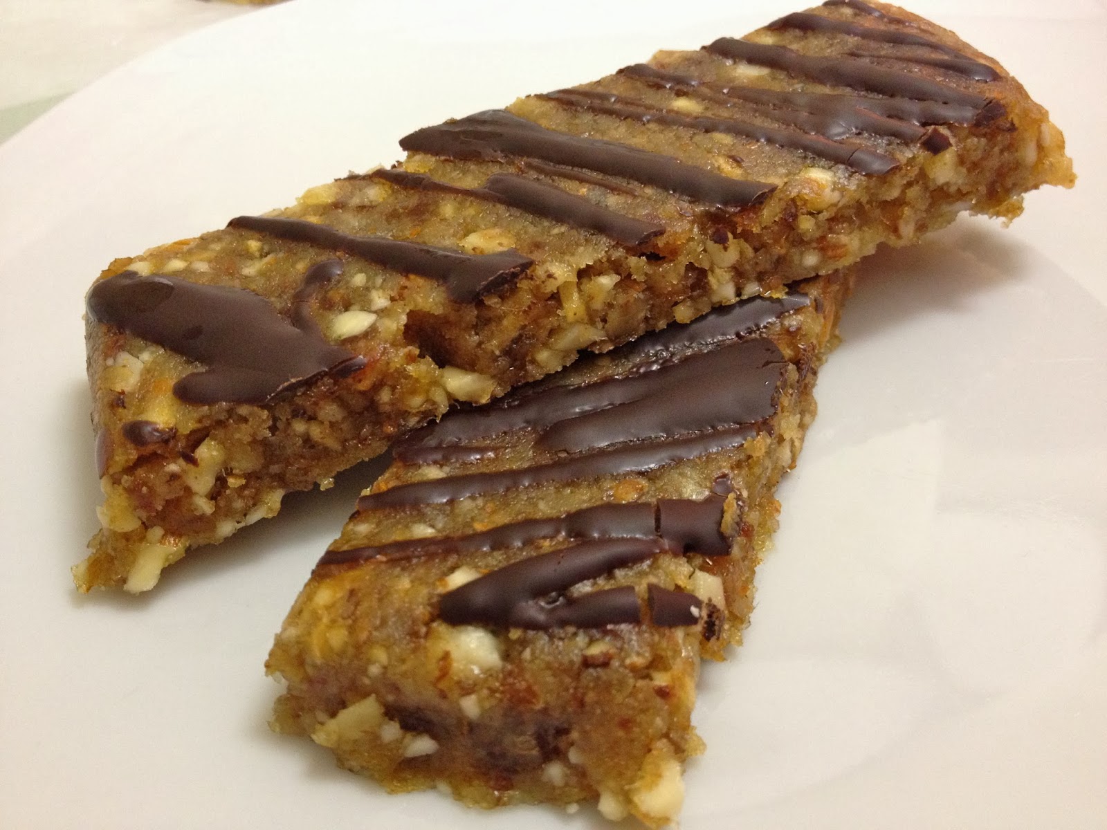 The Lifestyle Notebook Sweet & Salty Chewy Nut Bars
