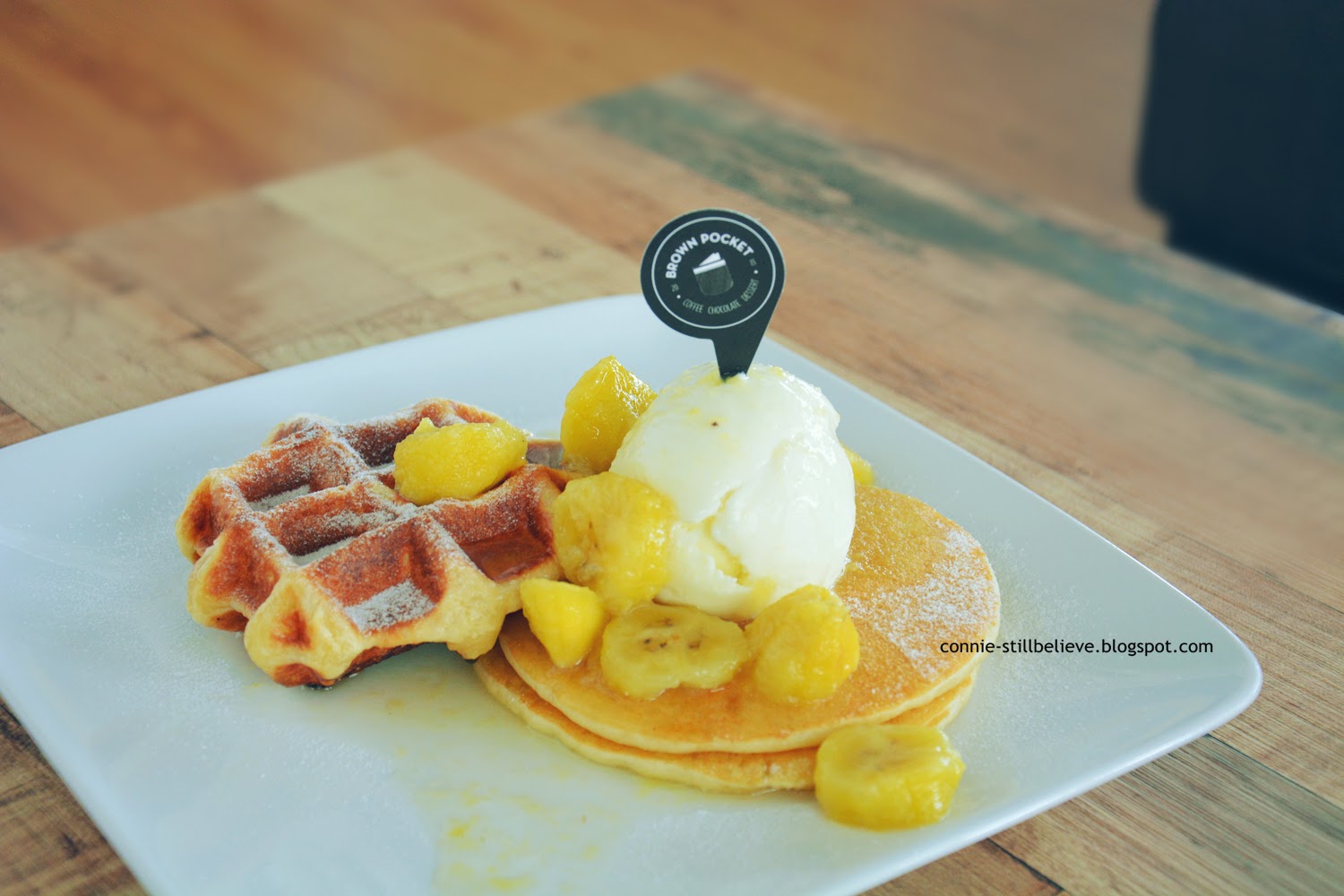 ♥ Waffles at Brown Pocket Cafe, Gurney Paragon Mall, Penang