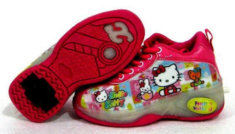 Gambar sepatu hello kitty cantik untuk anak Gambar sepatu hello kitty cantik untuk anak