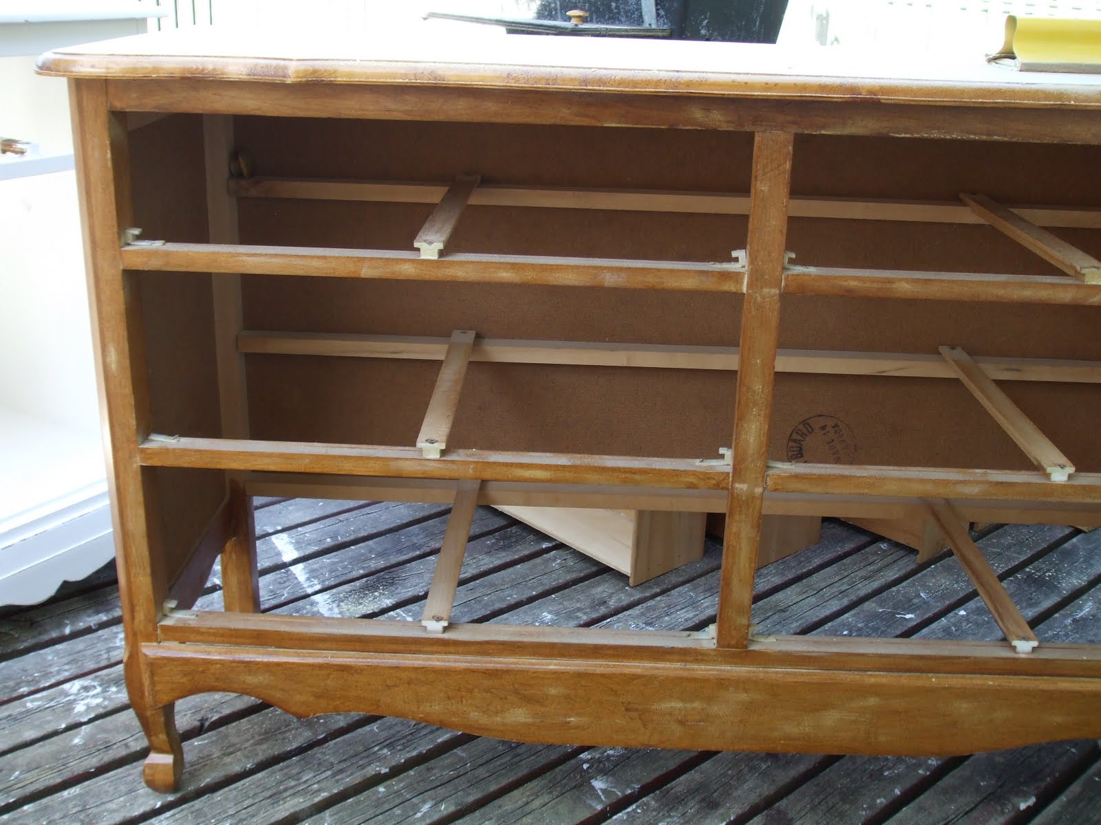 simply chic treasures Pine Dresser Makeover