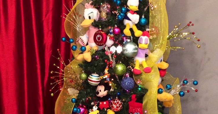 Mickey Mouse Christmas Tree | Christmas Time