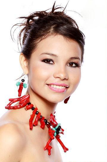 Yaritza Rivera : Miss Earth El Salvador 2012 Yaritza Rivera,Miss Earth El Salvador 2012