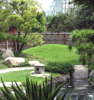 Taman Tropis.jpg