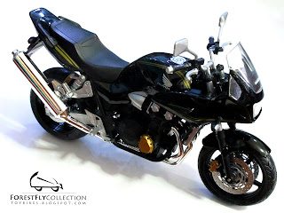 1:12 scale Honda CB1300SB Black